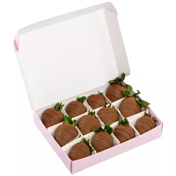 Набор из 12 клубник в шоколаде "Молочный рай"