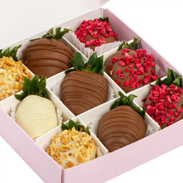 Набор из 9 клубник в шоколаде "Талисман" Набор из 9 клубник в шоколаде "Талисман"