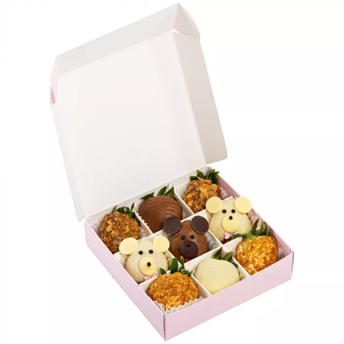 Набор из 9 клубник в шоколаде "Медвежий бал"