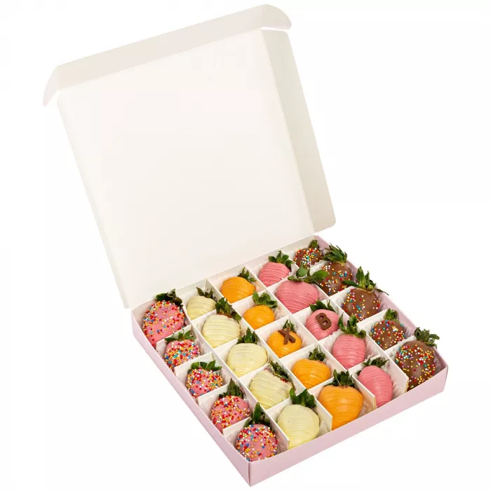 Пасхальный набор из 25 клубник в шоколаде