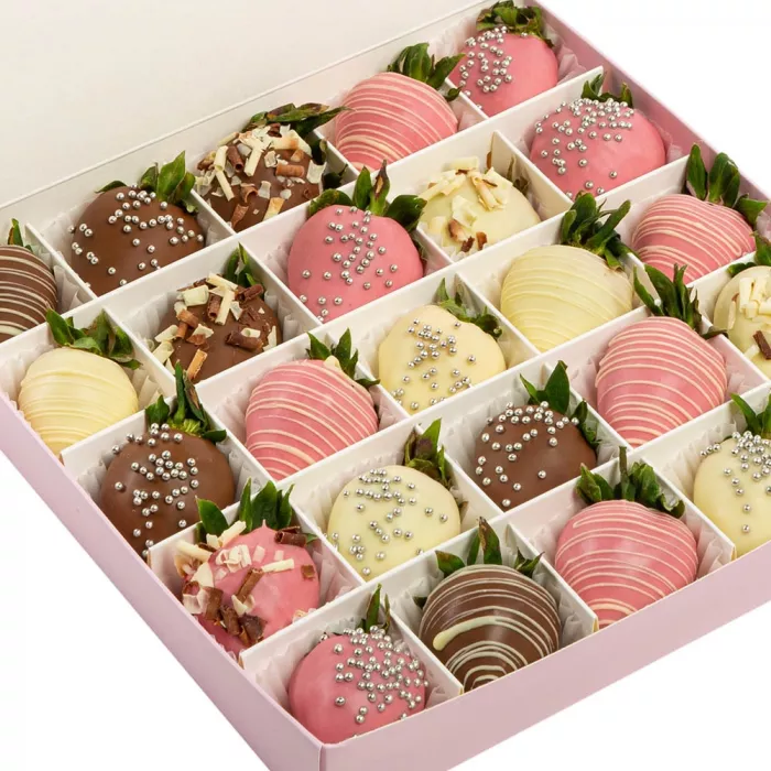 Набор из 25 клубник в шоколаде "Сладкоежка"