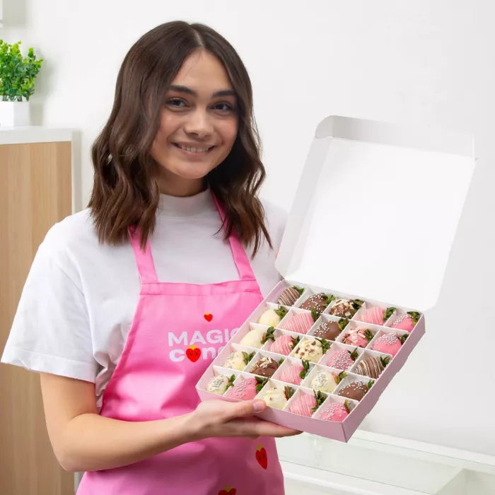 Набор из 25 клубник в шоколаде "Сладкоежка"