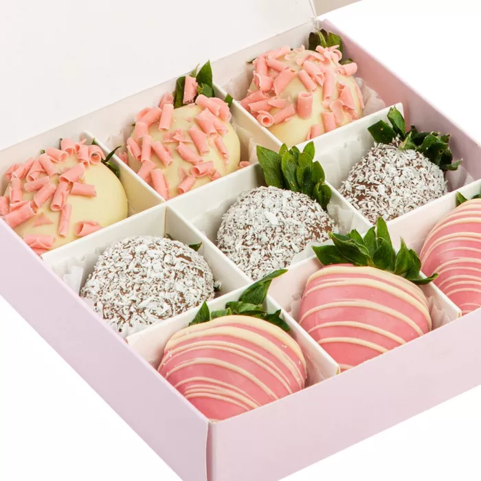 Набор из 9 клубник в шоколаде "Наслаждение"