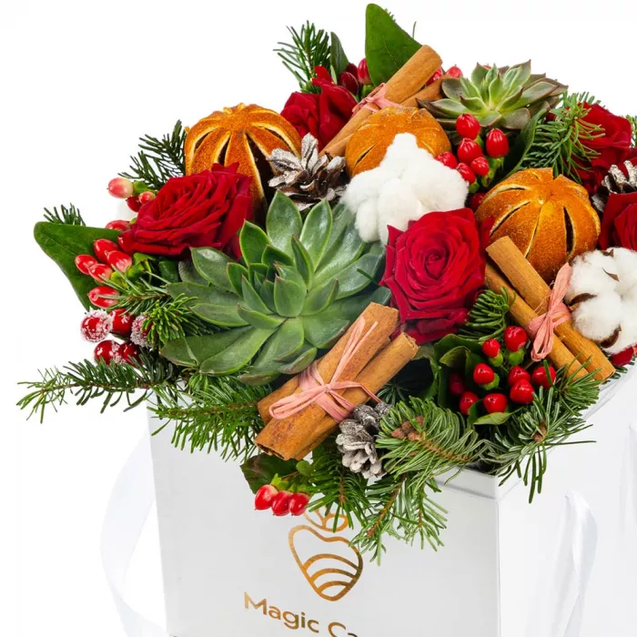 Коробка - сюрприз с клубникой «Подарок Санты»