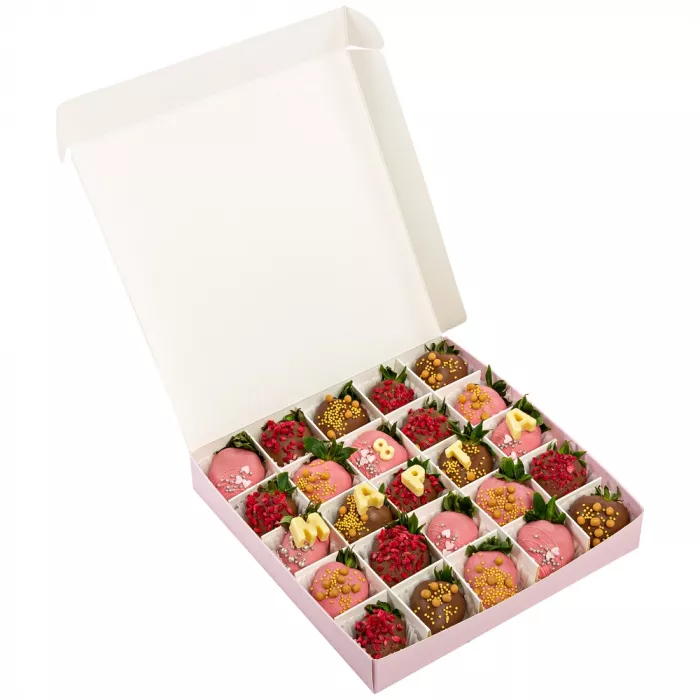 Набор из 25 клубник ассорти на 8 марта