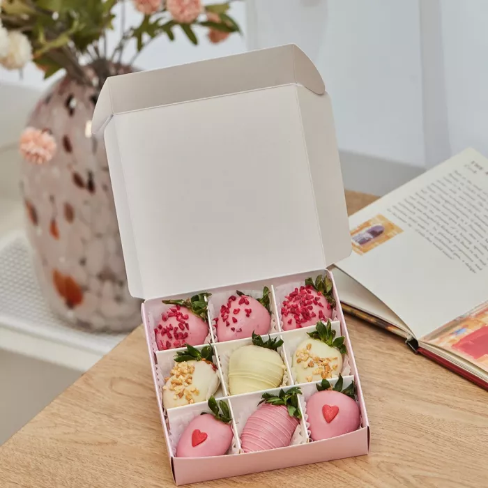 Набор из 9 клубник в шоколаде на 14 февраля Набор из 9 клубник в шоколаде на 14 февраля