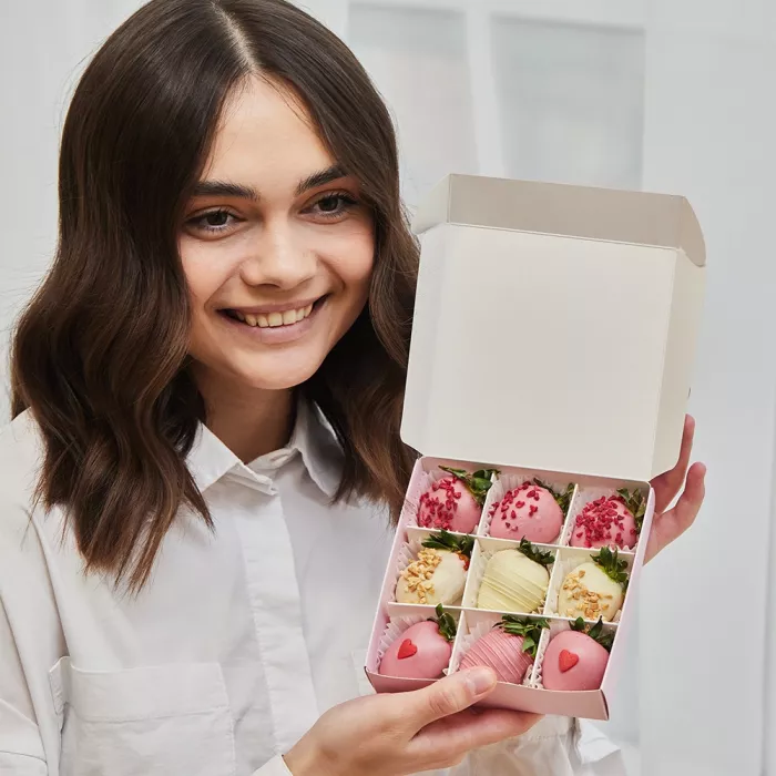 Набор из 9 клубник в шоколаде на 14 февраля Набор из 9 клубник в шоколаде на 14 февраля