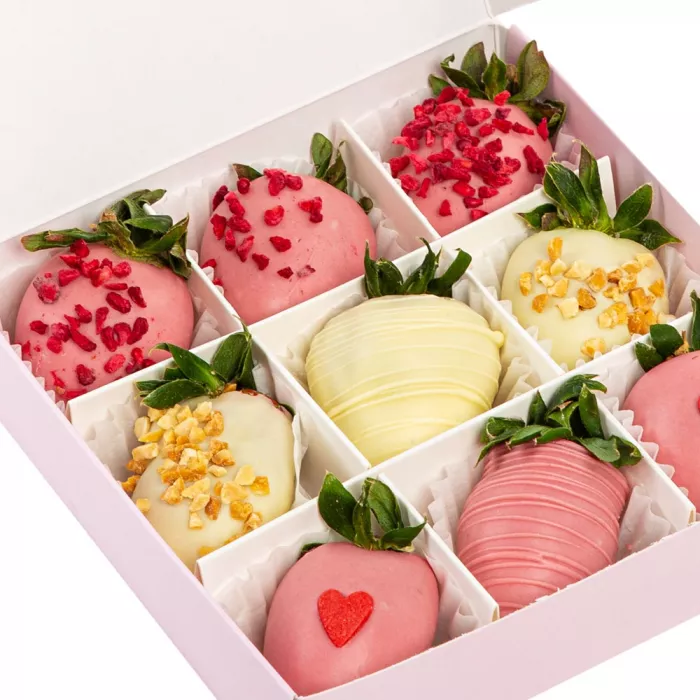 Набор из 9 клубник в шоколаде на 14 февраля Набор из 9 клубник в шоколаде на 14 февраля