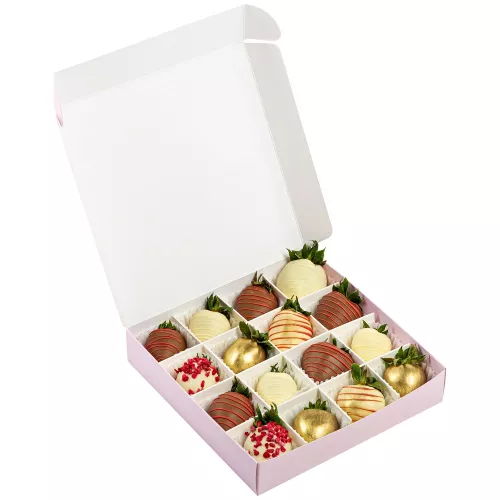 Набор из 16 клубник в шоколаде "GOLD"