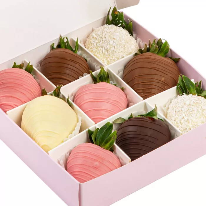 Набор из 9 клубник в шоколаде "Пять хитов"