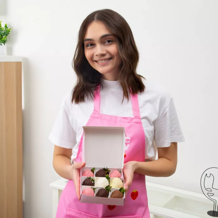 Набор из 9 клубник в шоколаде "Пять хитов"