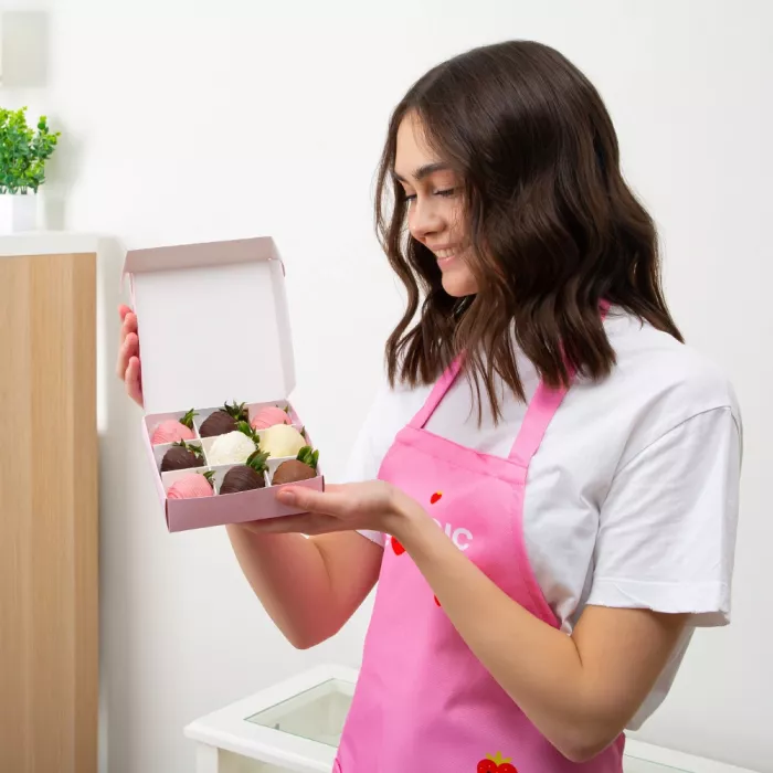 Набор из 9 клубник в шоколаде "Пять хитов"