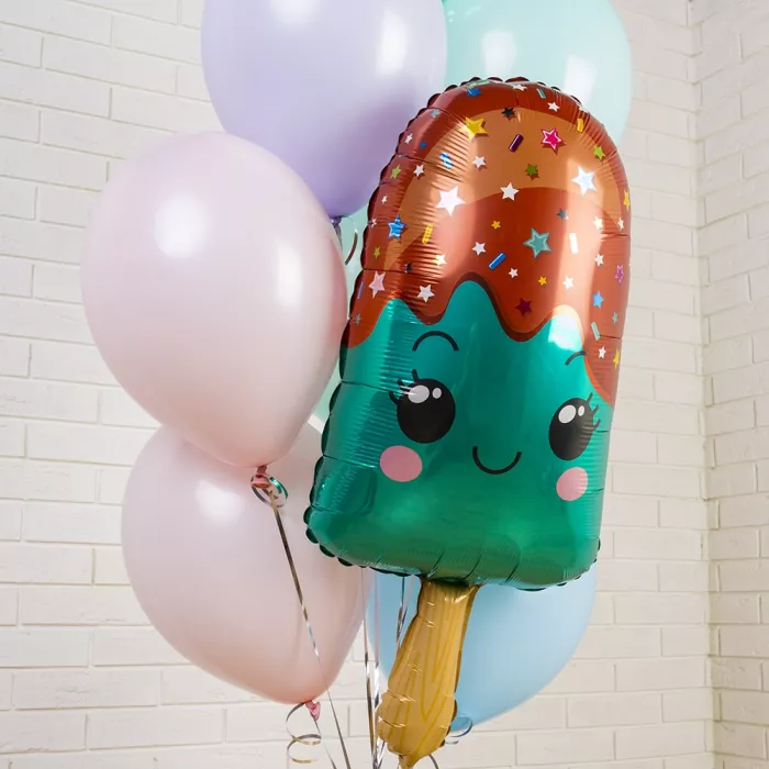 Фонтан шаров с мороженым