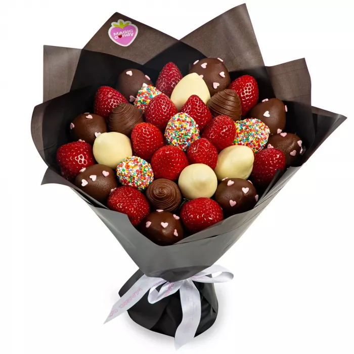 Букет из клубники (Конфетти размер M)