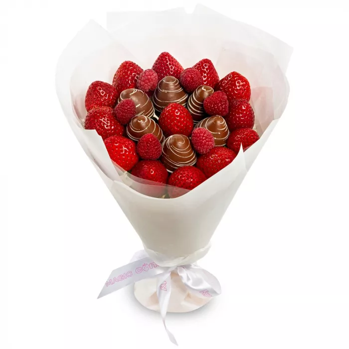 Букет из клубники (Сердце чувств размер S) Букет из клубники (Сердце чувств размер S)