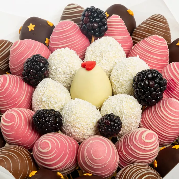 Букет из клубники (Love размер M) Букет из клубники (Love размер M)