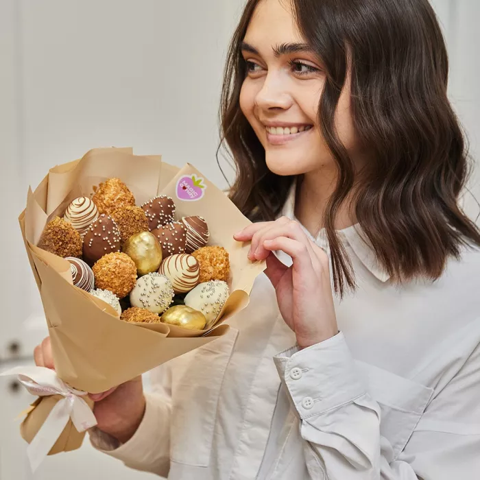 Букет из клубники (Gold размер S)