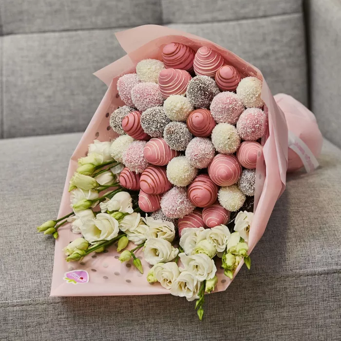 Букет из клубники (Поэзия чувств M)