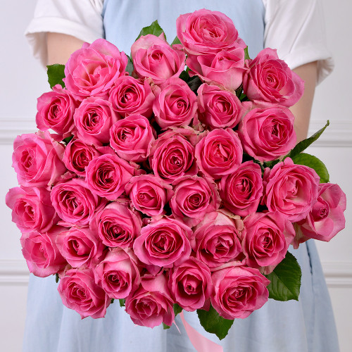 35 розовых роз 60 см
