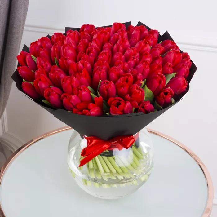 101 красный тюльпан