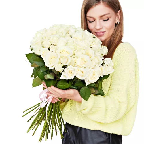 Букет из 51 белой розы premium 60 см