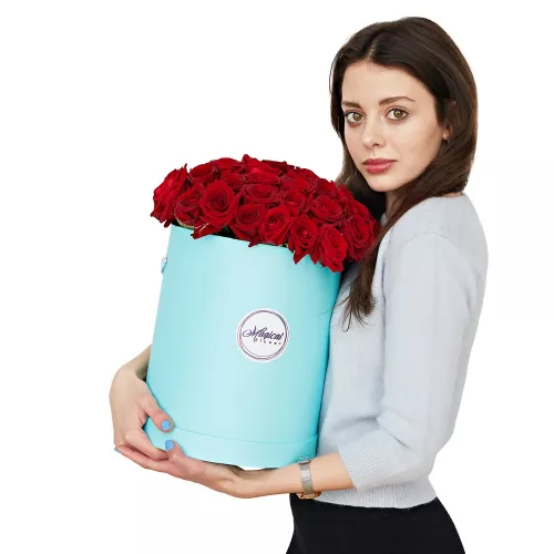 Шляпная коробка с букетом из 51 розы