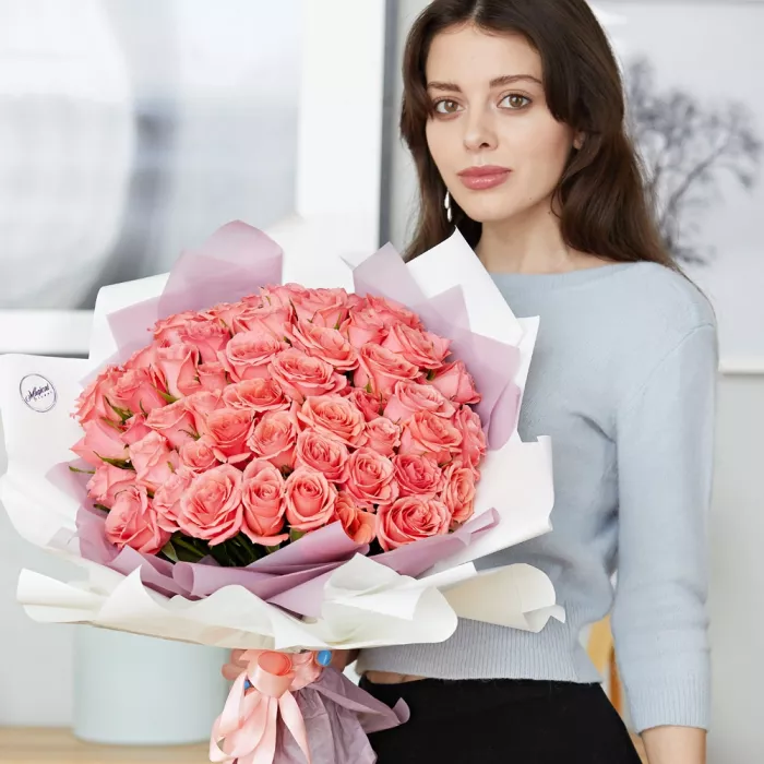 51 розовая роза в стиле Magical