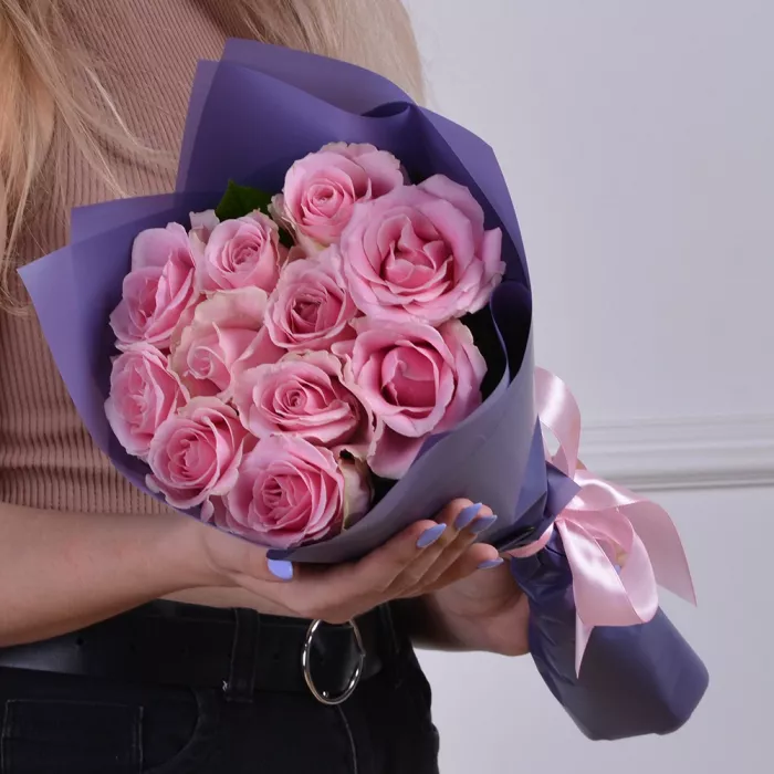 Букет из 11 розовых роз 50 см