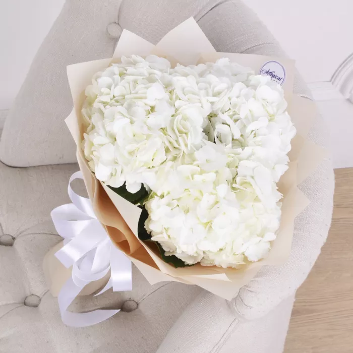 Букет из 3 гортензий