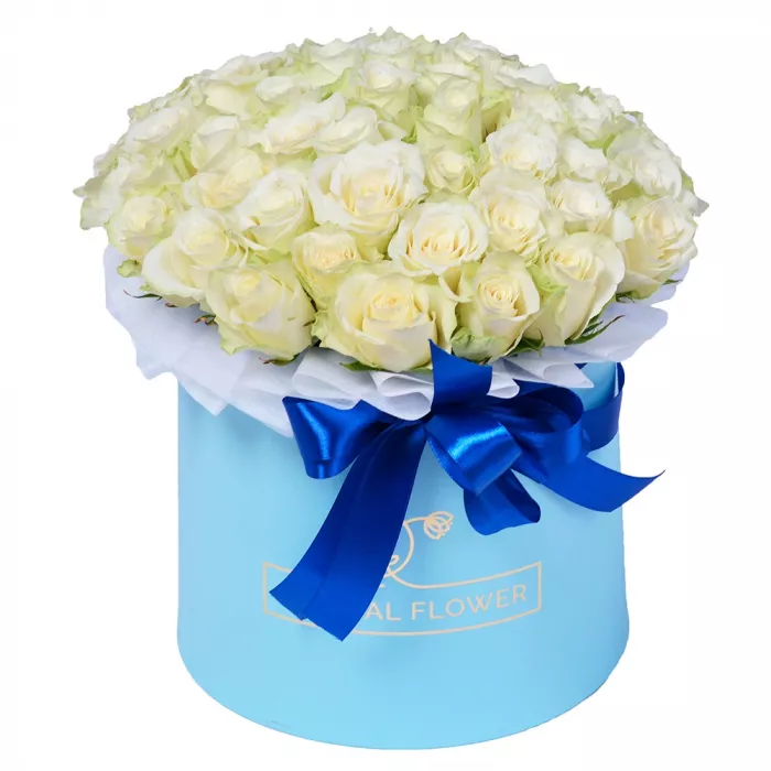 Букет из 51 белой розы в шляпной коробке Букет из 51 белой розы в шляпной коробке
