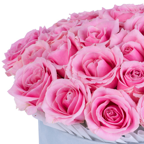 25 розовых роз premium в серой бархатной шляпной коробке
