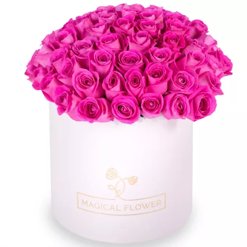 Букет из 75 розовых роз в кремовой шляпной коробке