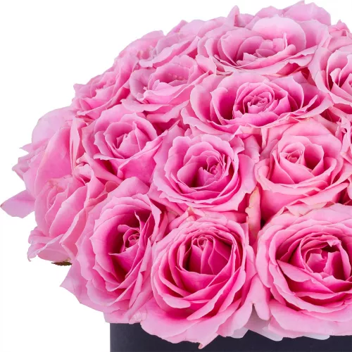 Букет из 35 розовых роз premium в черной шляпной коробке