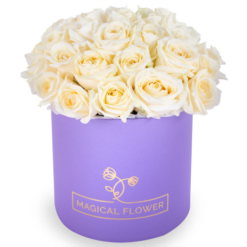 Букет из 35 белых роз premium в фиолетовой шляпной коробке