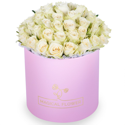 Букет из 75 белых роз в розовой шляпной коробке