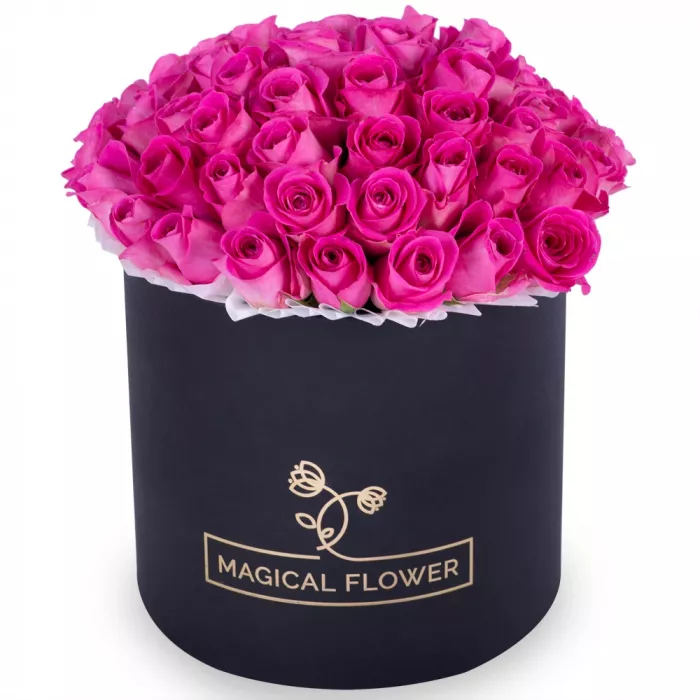 Букет из 51 розовой розы в черной шляпной коробке