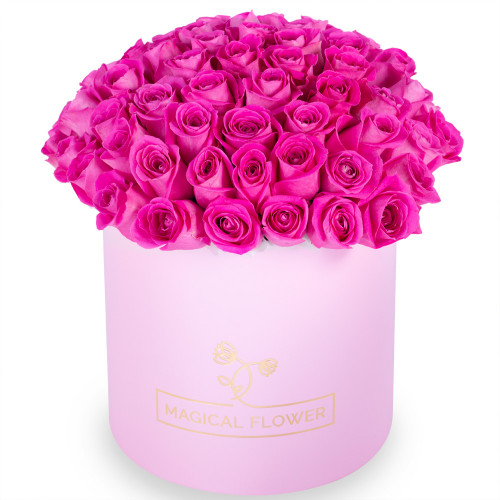 Букет из 75 розовых роз в розовой шляпной коробке