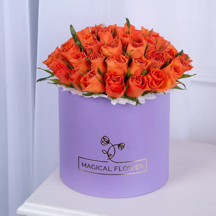 51 оранжевая роза в фиолетовой шляпной коробке
