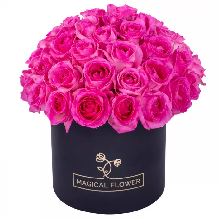 Букет из 51 малиновой розы premium в черной шляпной коробке