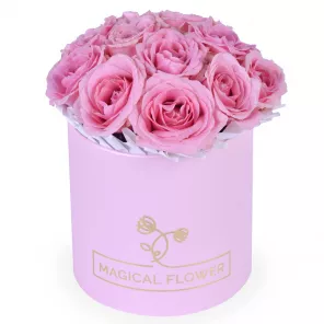 Букет из 11 розовых роз в шляпной коробке 
