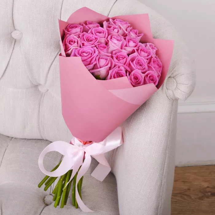 21 розовая роза 40 см
