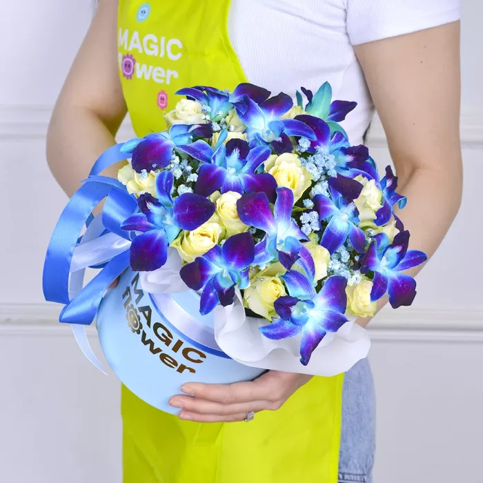 Шляпная коробка «Нежный поцелуй»