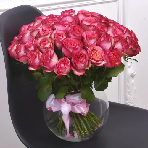 Букет из 51 розовой пионовидной одноголовой розы