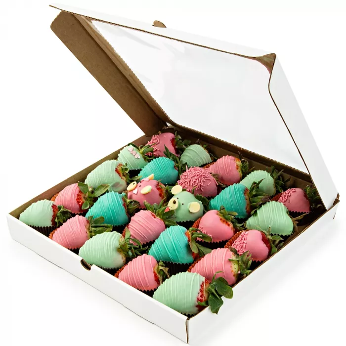 Клубника в коробке 25 шт