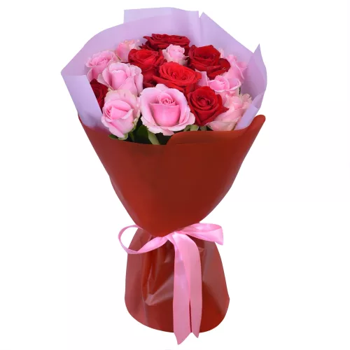 Монобукет из 15 красных и розовых роз Premium 40 см