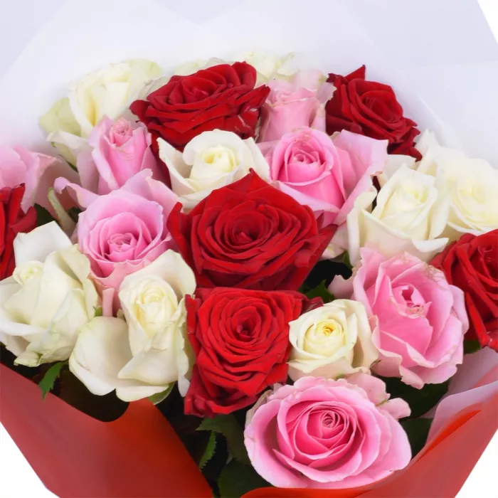 Букет из 21 разноцветной розы Premium 40 см