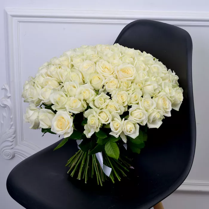 Букет из 101 белой розы Premium 40 см
