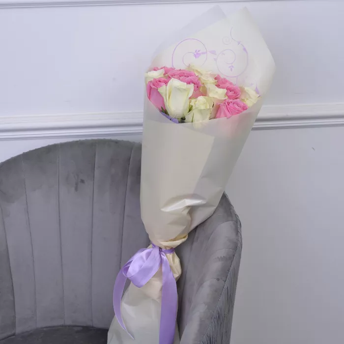 Букет из 15 разноцветных роз Premium 40 см