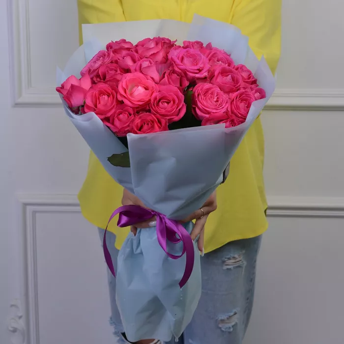 25 малиновых роз Premium 50 см