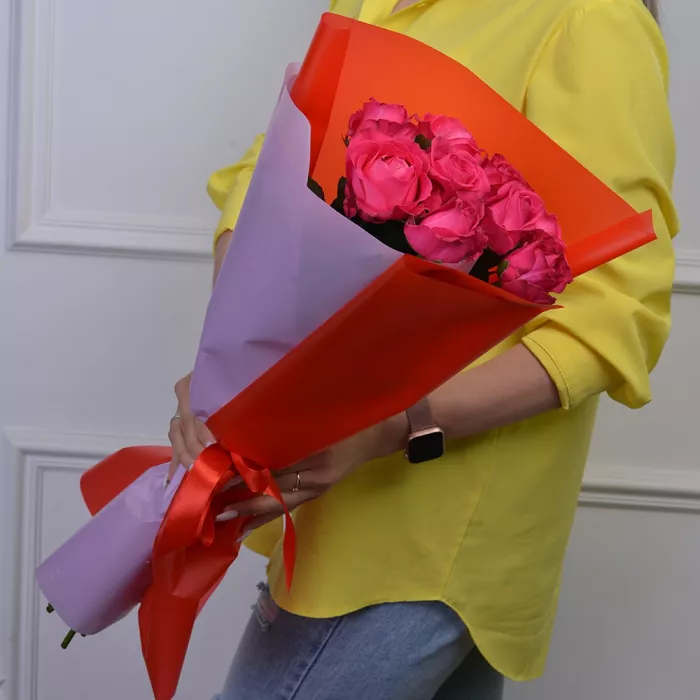 9 малиновых роз 60 см